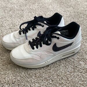 Nike Air Max 1 premium ID “iridescent”